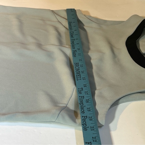 Laura Henson Sleeveless Blouse Size 12 - Picture 9 of 10